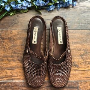 Brighton woven slip on shoe 7.5 M